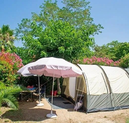 Emplacement Camping