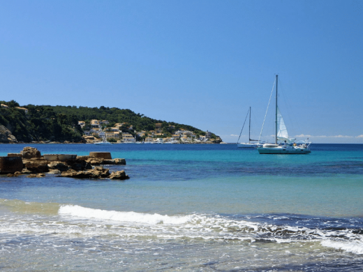 Camping près des Plages au Pradet