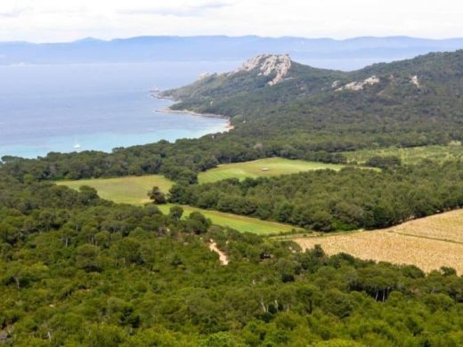 Séjour en Camping près de l’Île de Porquerolles
