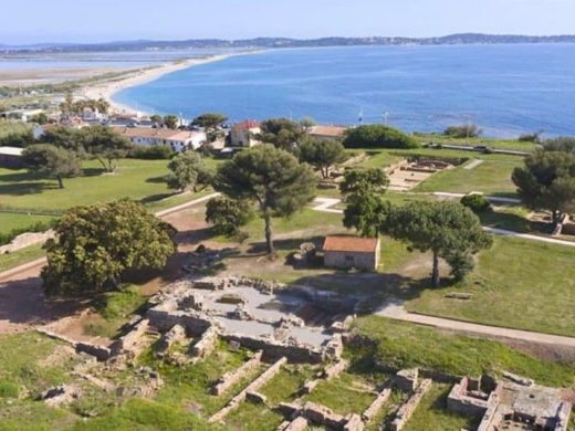 Séjour en Camping près de la presqu’île de Giens